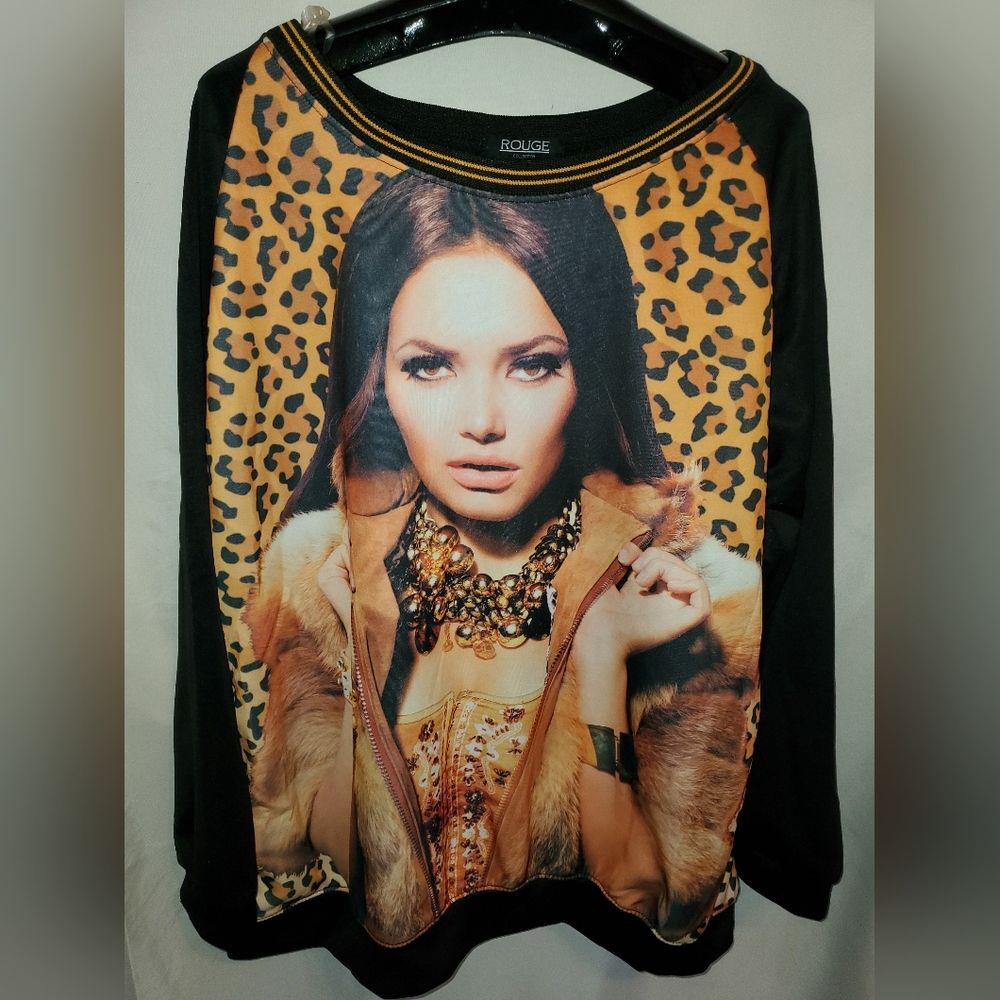 Rouge Collection Black and Gold Graphic Hoodie